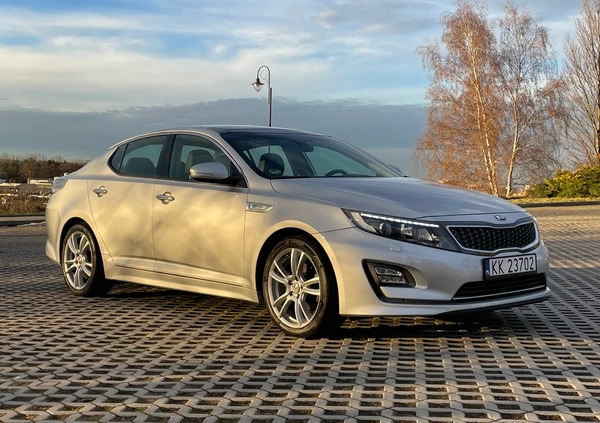 Kia Optima cena 69900 przebieg: 63000, rok produkcji 2015 z Pszów małe 704